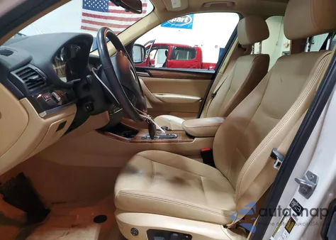 2014 BMW X3 xDrive28I z USA, uszkodzony, nr VIN 5UXWX9C59E0D36837